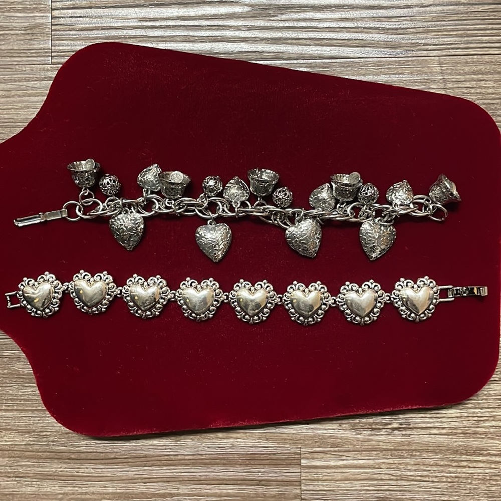 Two Vintage Heart Bracelets - Picture 4 of 6